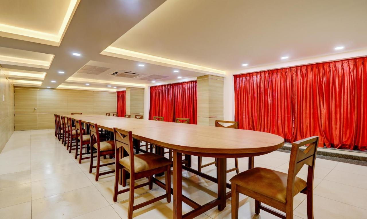 Treebo Park Hotel Thiruvananthapuram Exterior foto
