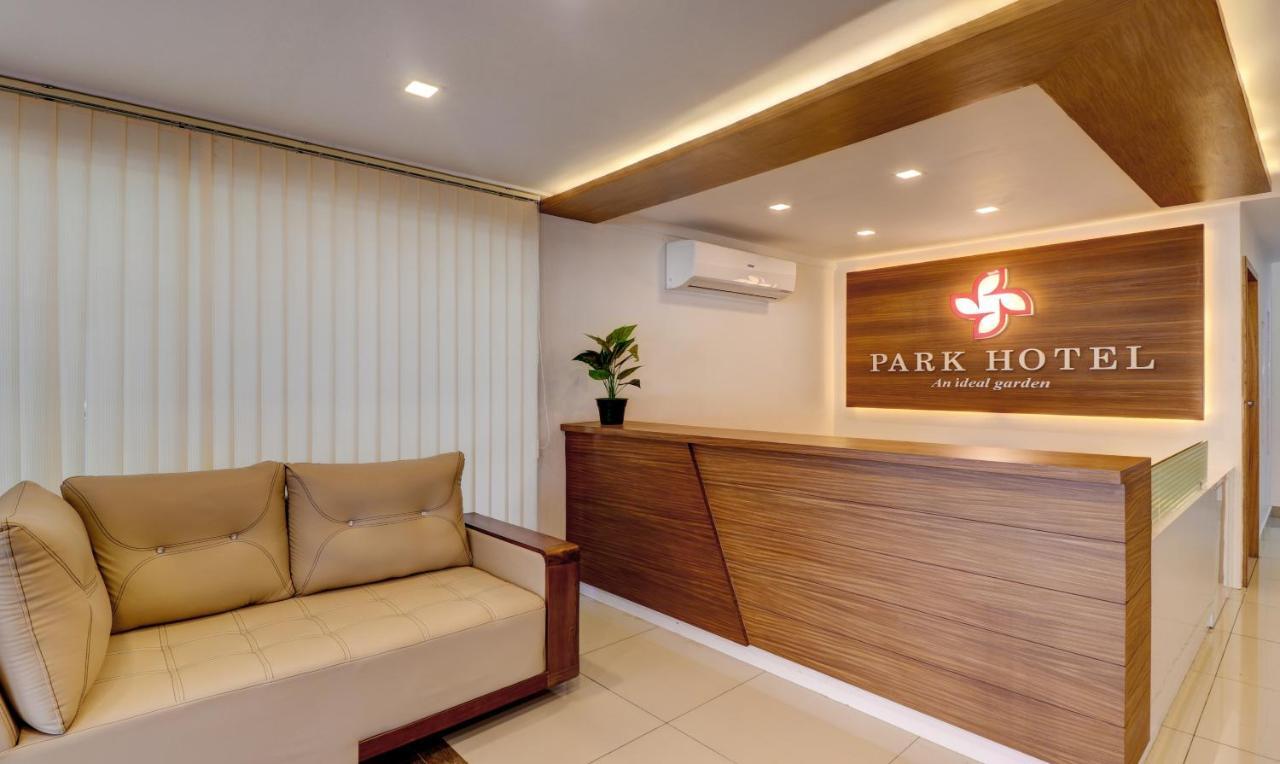 Treebo Park Hotel Thiruvananthapuram Exterior foto
