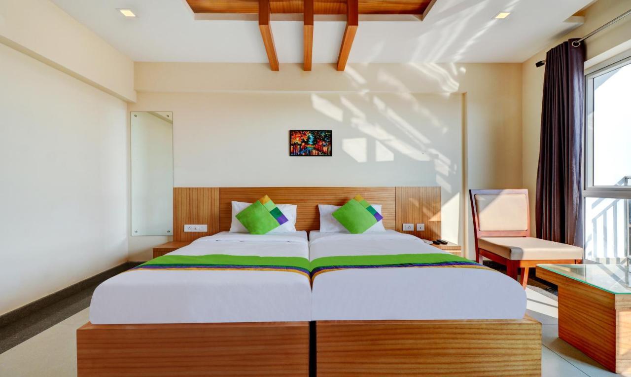Treebo Park Hotel Thiruvananthapuram Exterior foto