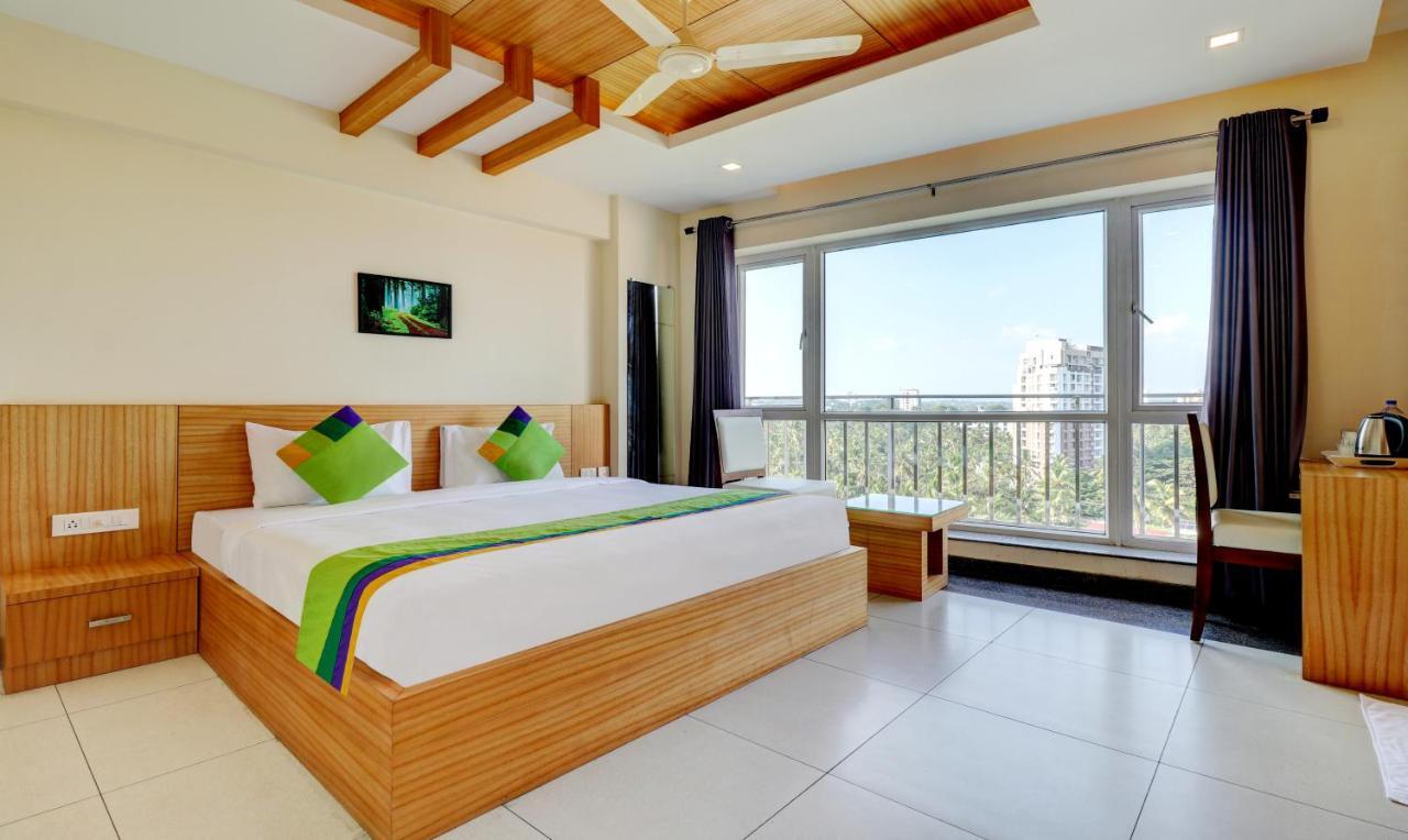 Treebo Park Hotel Thiruvananthapuram Exterior foto